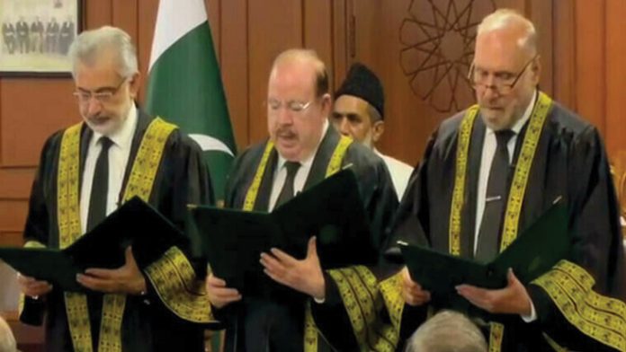 Justices Tariq, Mazhar