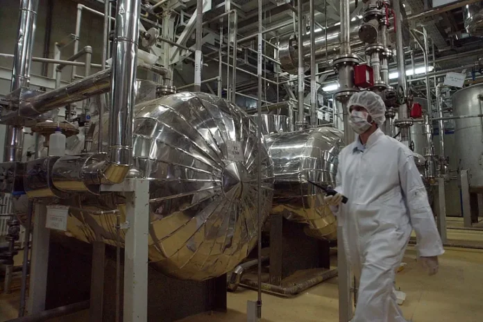 AP25234283705671-1756390769