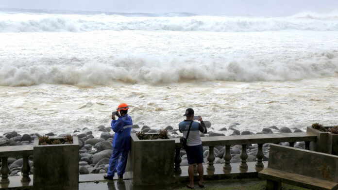 22int-typhoon-ragasa-01-mgbz-videoSixteenByNineJumbo1600