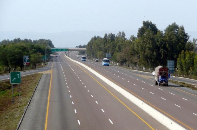 motorway1630906854-0-640x480