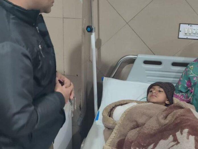 boy-critically-injured-in-lahore-lion-attack1769242210-0