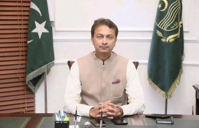 Deputy-Commissioner-Syed-Hassan-Raza-696x449