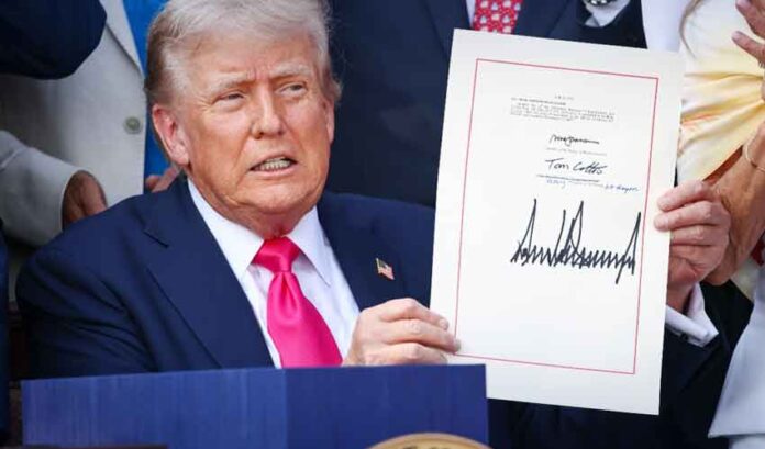 trump-signature-on-currency