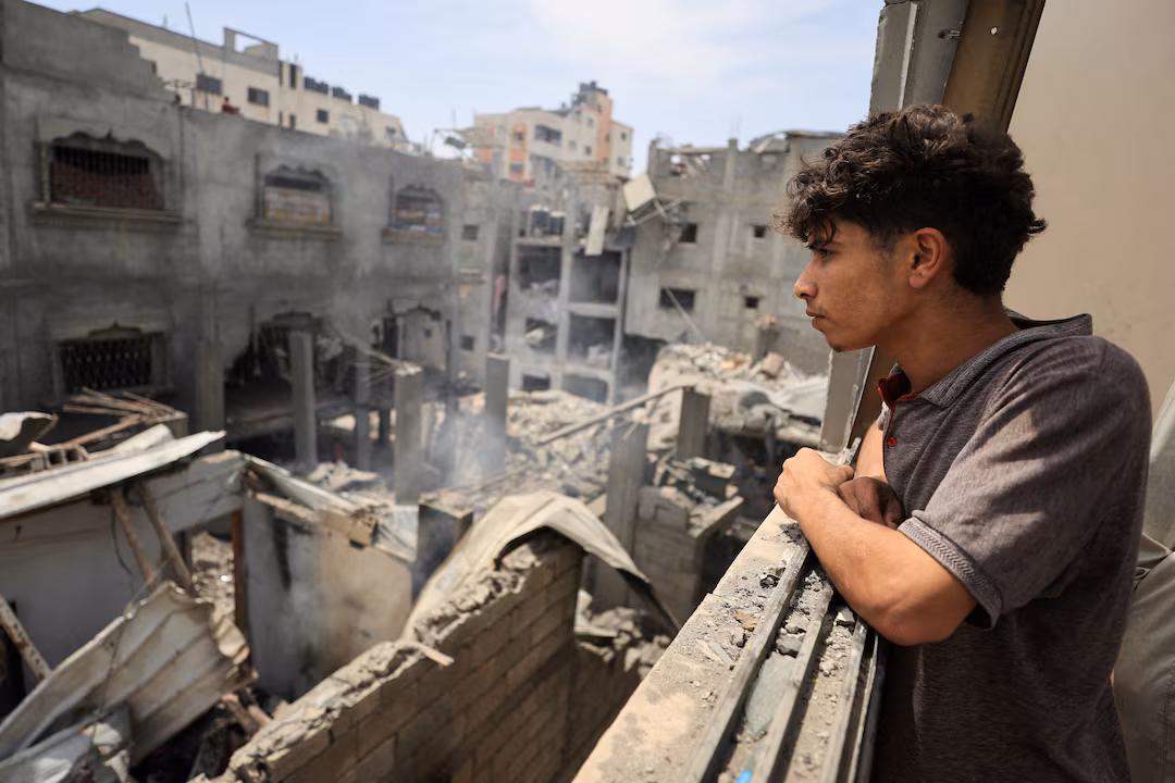 Israel steps up attack on Gaza