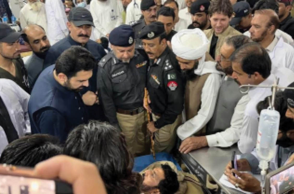 CM-KP lauds bravery, sacrifices of KP police in fight against militancy