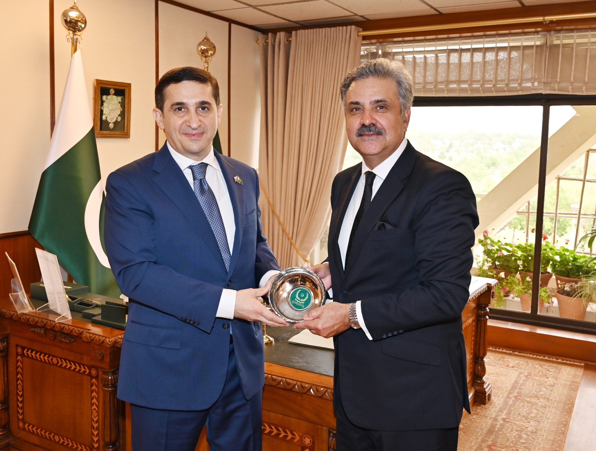 Pakistan, Azerbaijan agree to enhance cooperation in justice sector