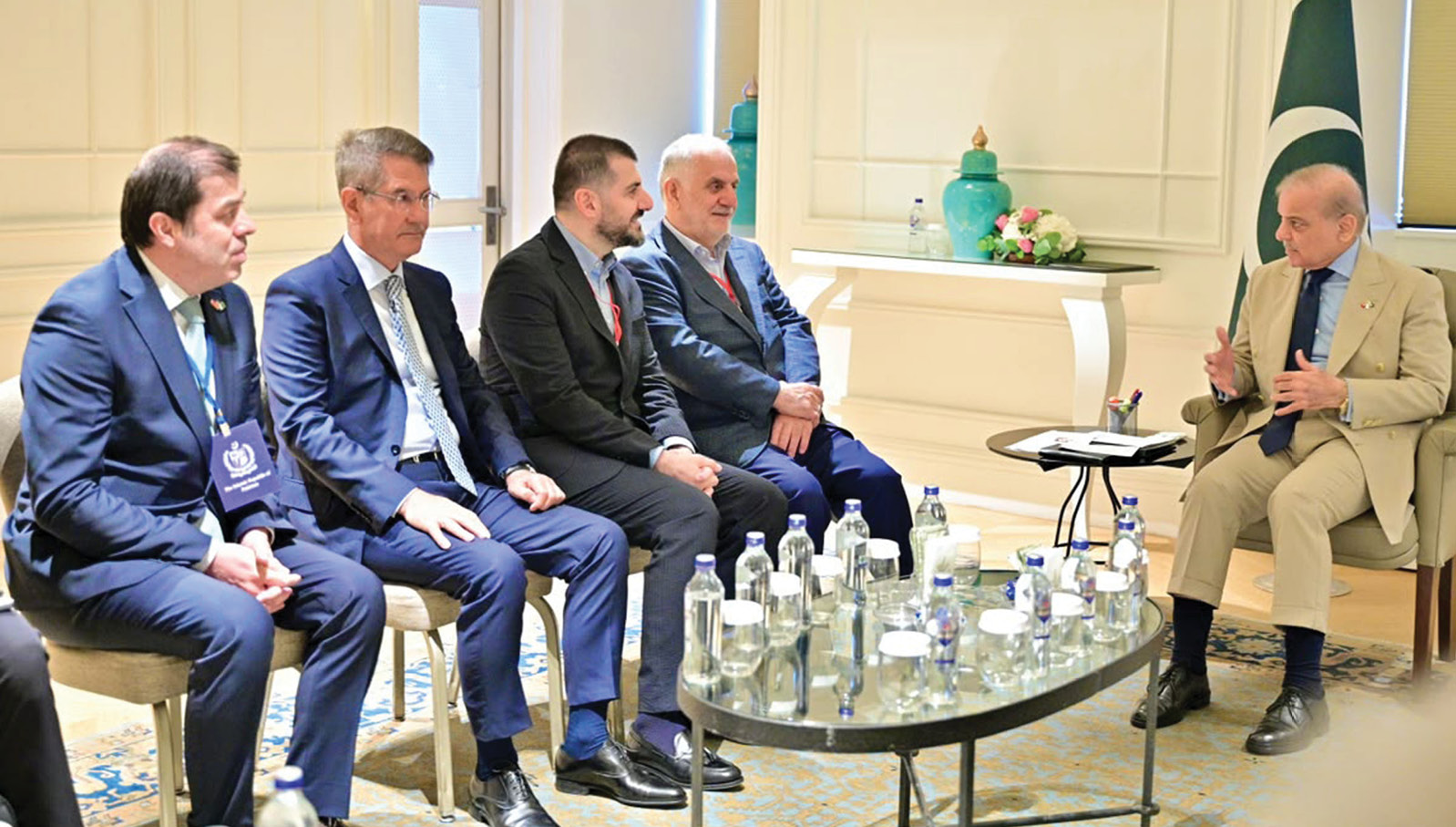 PM holds Meetings with Leading Turkish Business Groups in Istanbul