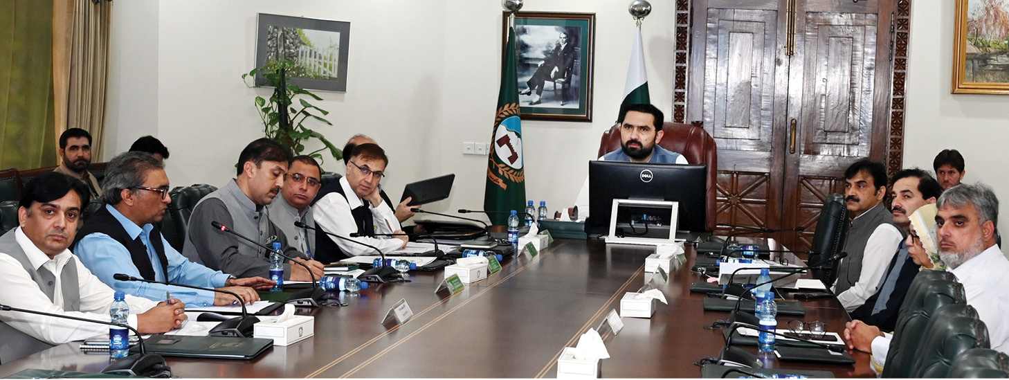 KP CM orders completion of DHQ hospitals revamp by end of fiscal year