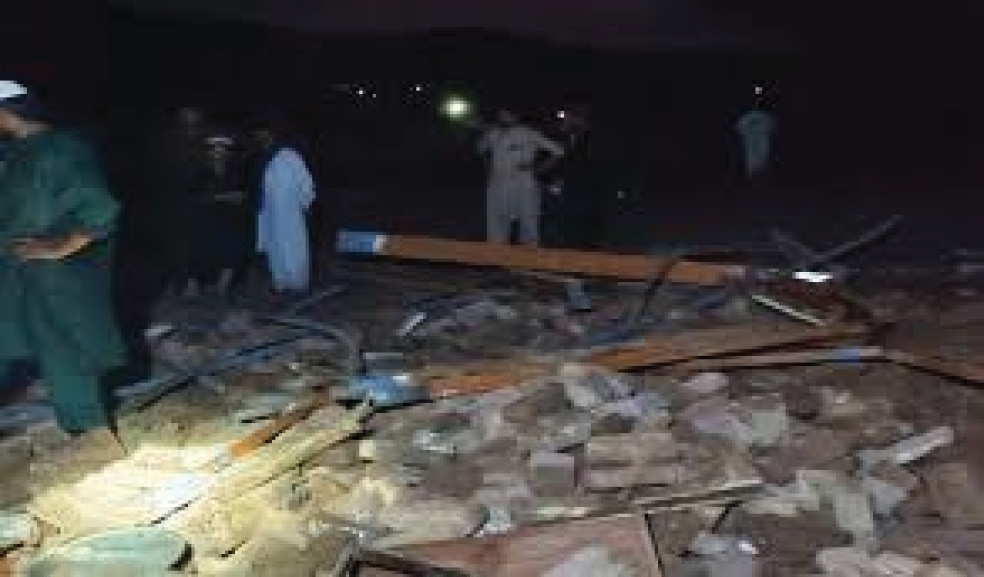 11 killed, 10 injured as roof collapses in Kohat