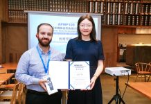 Moiz Farooq Wins Outstanding Participant Award at Xinhua’s APMP100 in Beijing