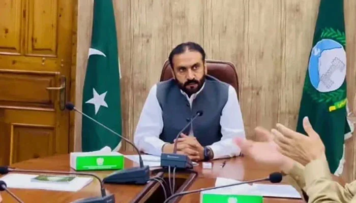 KP govt committed to promoting industry, supporting business community: Aftab Alam