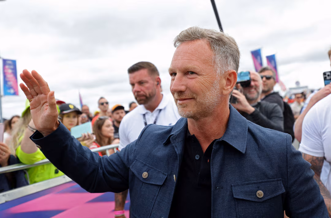 Horner returns to F1 paddock a year after sacking