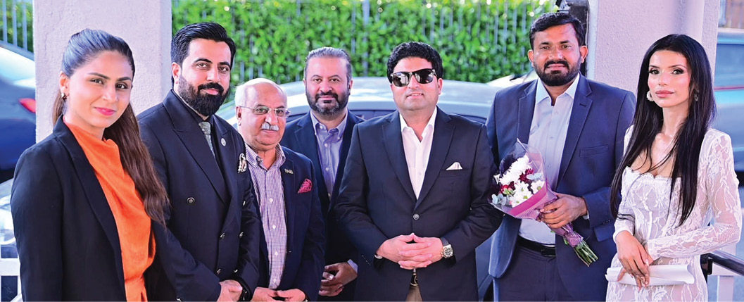 Faisal Hills wins hearts in Birmingham as expats turn out in large numbers for meet & greet dinner