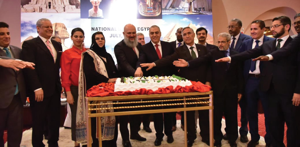 Jam Kamal renews call for Pakistan, Egypt to become strategic investment partners