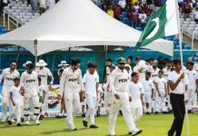 Pakistan make two changes to Test squad