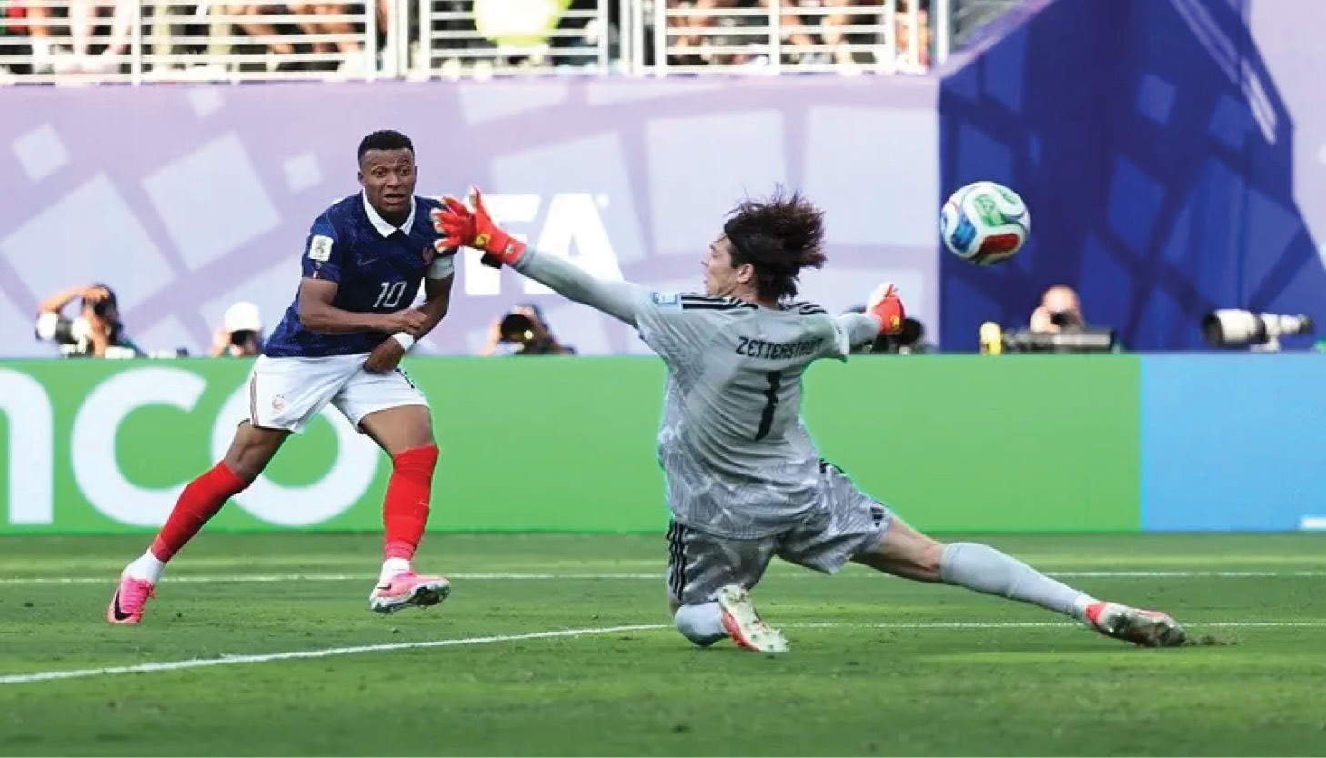 Mbappe scores twice as France breeze past Sweden into World Cup last 16