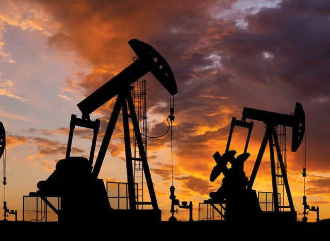 Oil falls as investors focus on potential Iran-US talks in Doha