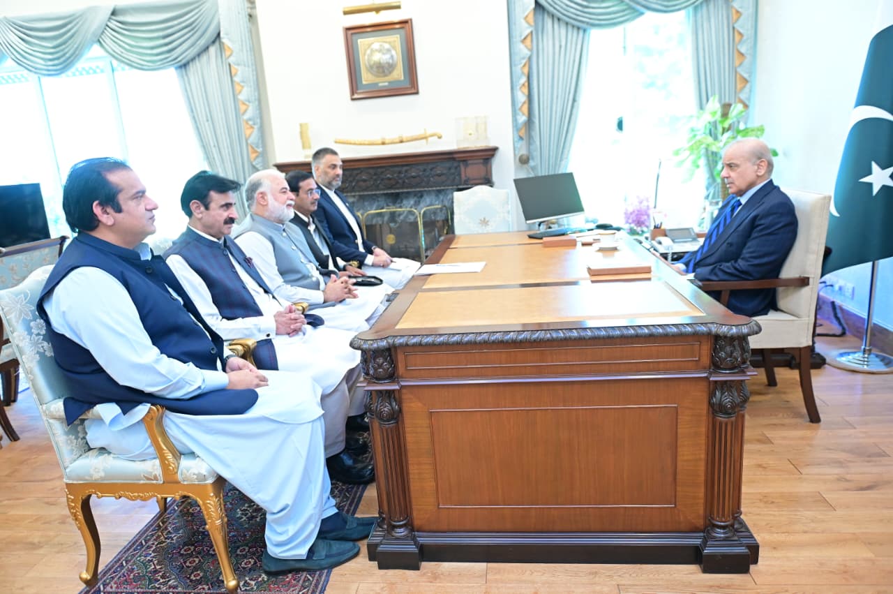 PML-N KPK Secretary General calls on PM