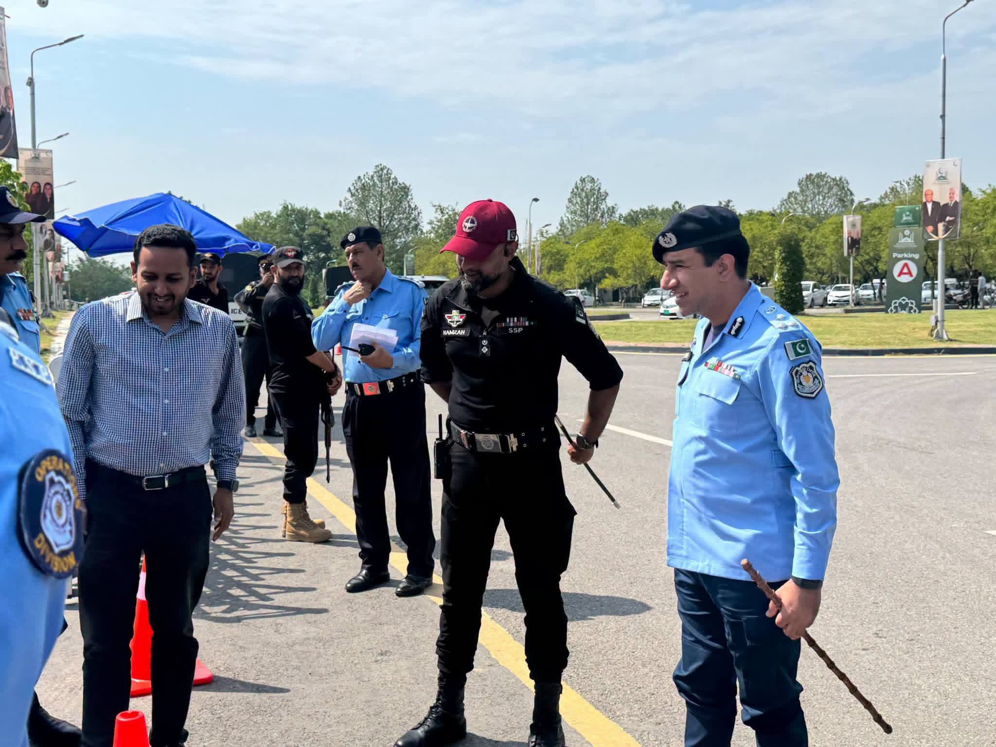 DIG Tariq reviews Red Zone security, orders officers to stay on high alert
