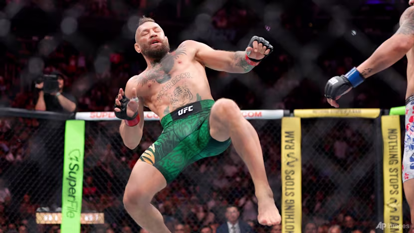 Conor McGregor’s long-awaited UFC return ends with another leg injury