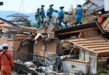 Japan quake toll hits 34 as survivors struggle in heat