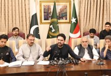 KP CM calls for immediate access to Imran Khan’s family, doctors