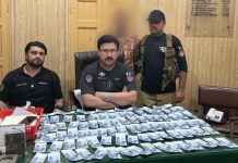 Police arrest man with Rs113,000 in counterfeit notes