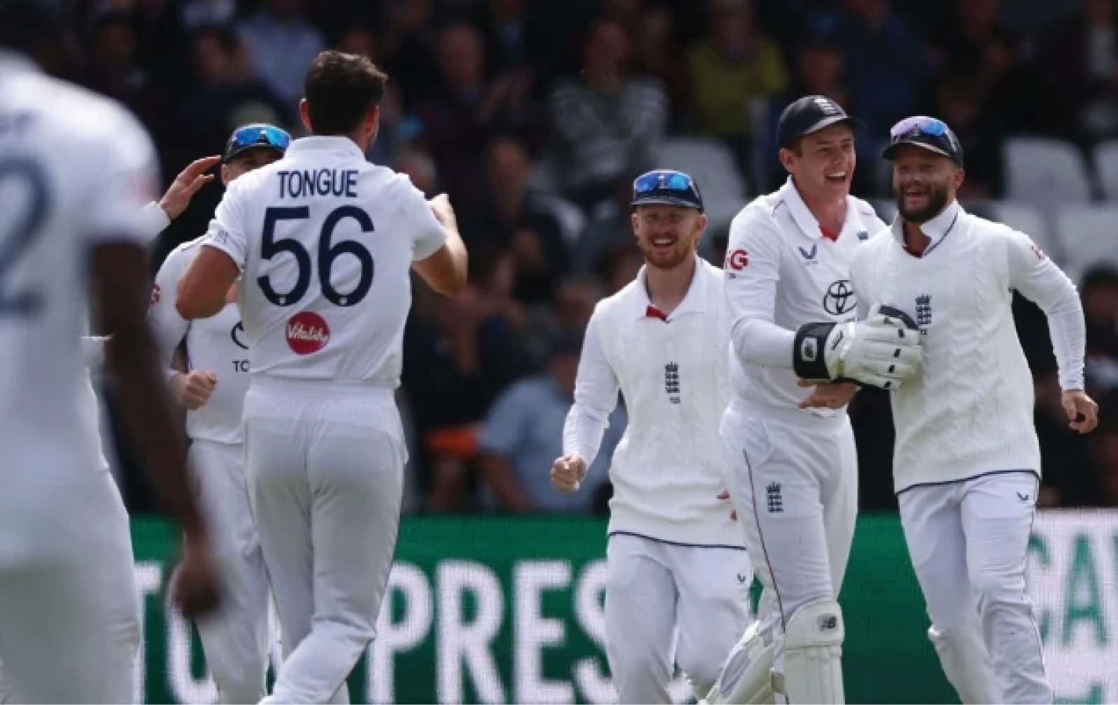 England beat Pakistan in first Test at Headingley