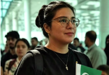 Patriotism takes flight as FIA immigration, passengers celebrate Independence Day at Islamabad airport