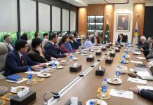 Petroleum minister engages business, industry leaders on energy security, investment