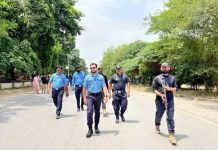 SSP Qazi checks Church security, orders vigilance against suspicious activity